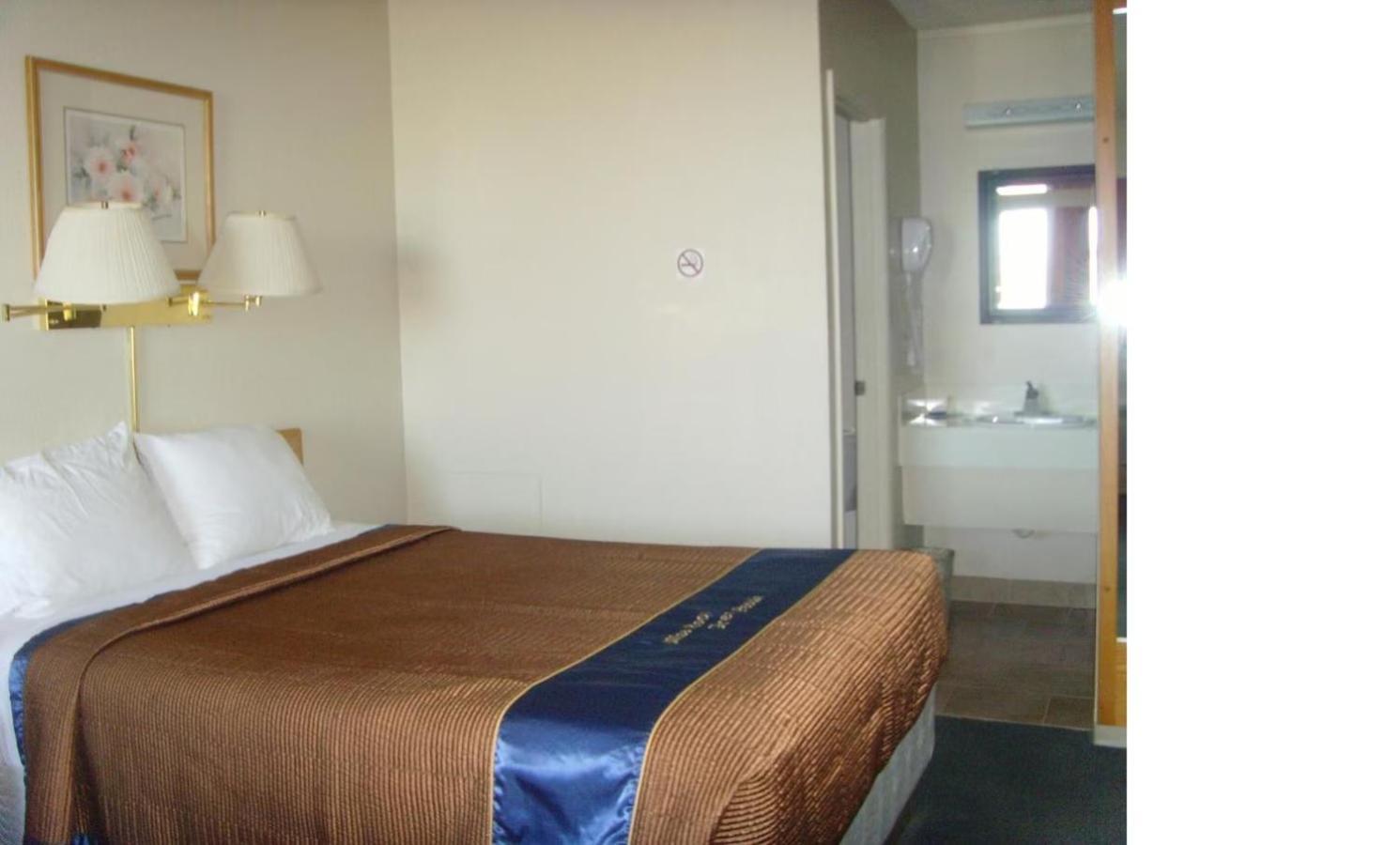 Skyview Swift Current Hotel Ngoại thất bức ảnh