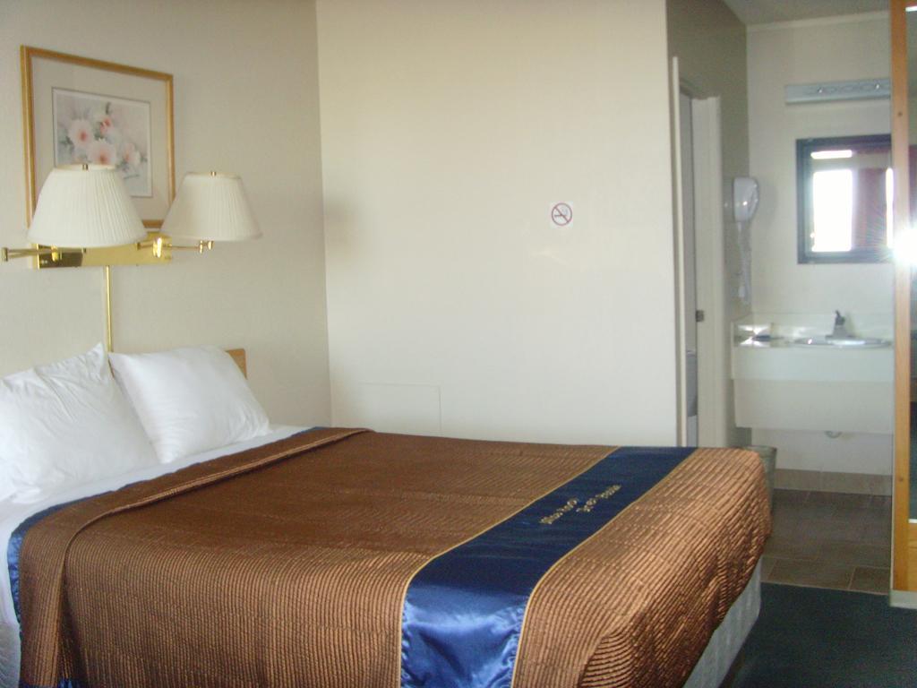 Skyview Swift Current Hotel Ngoại thất bức ảnh